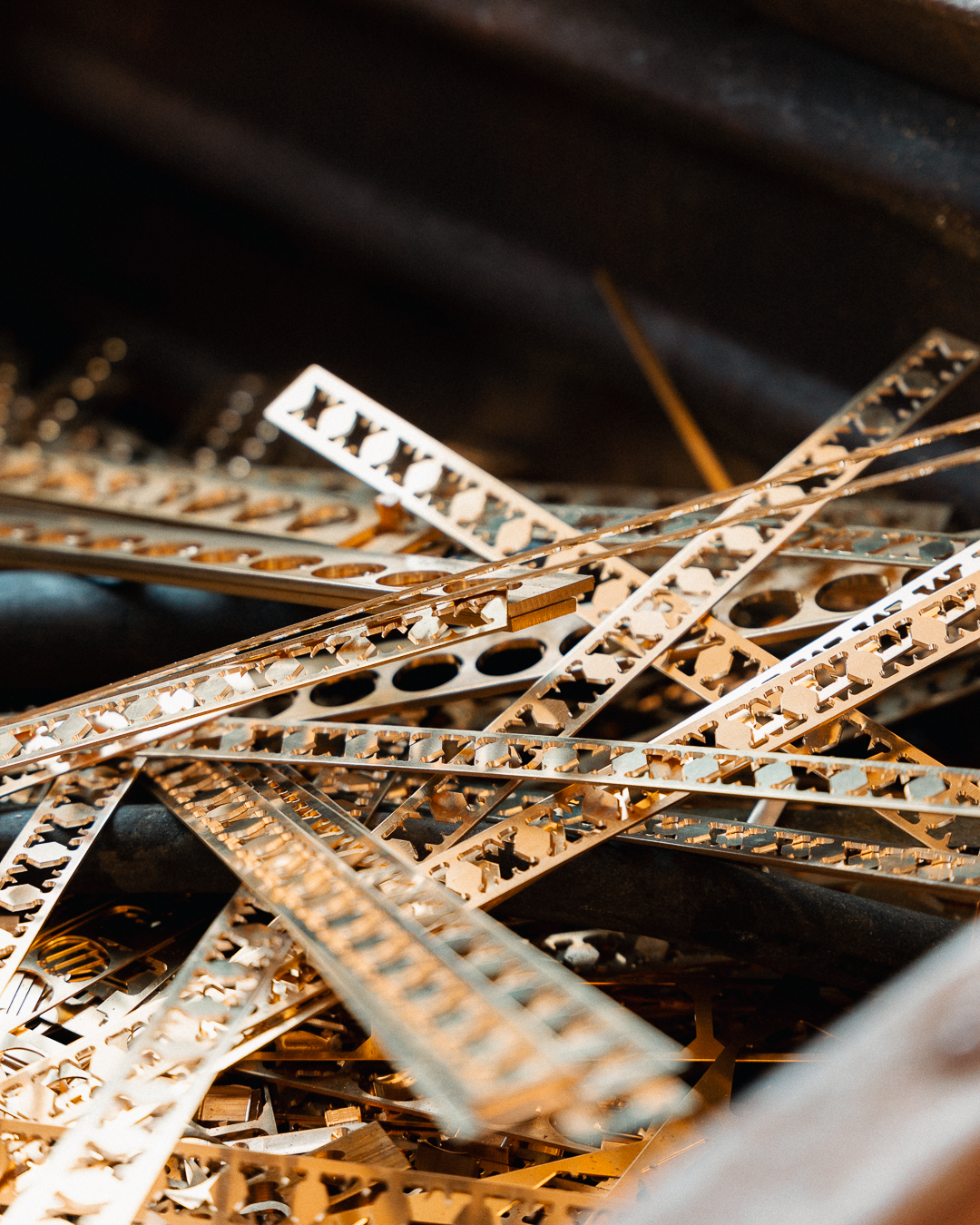 Brass as one of the most sustainable material in the fashion accessories industry | MMC COLOMBO
